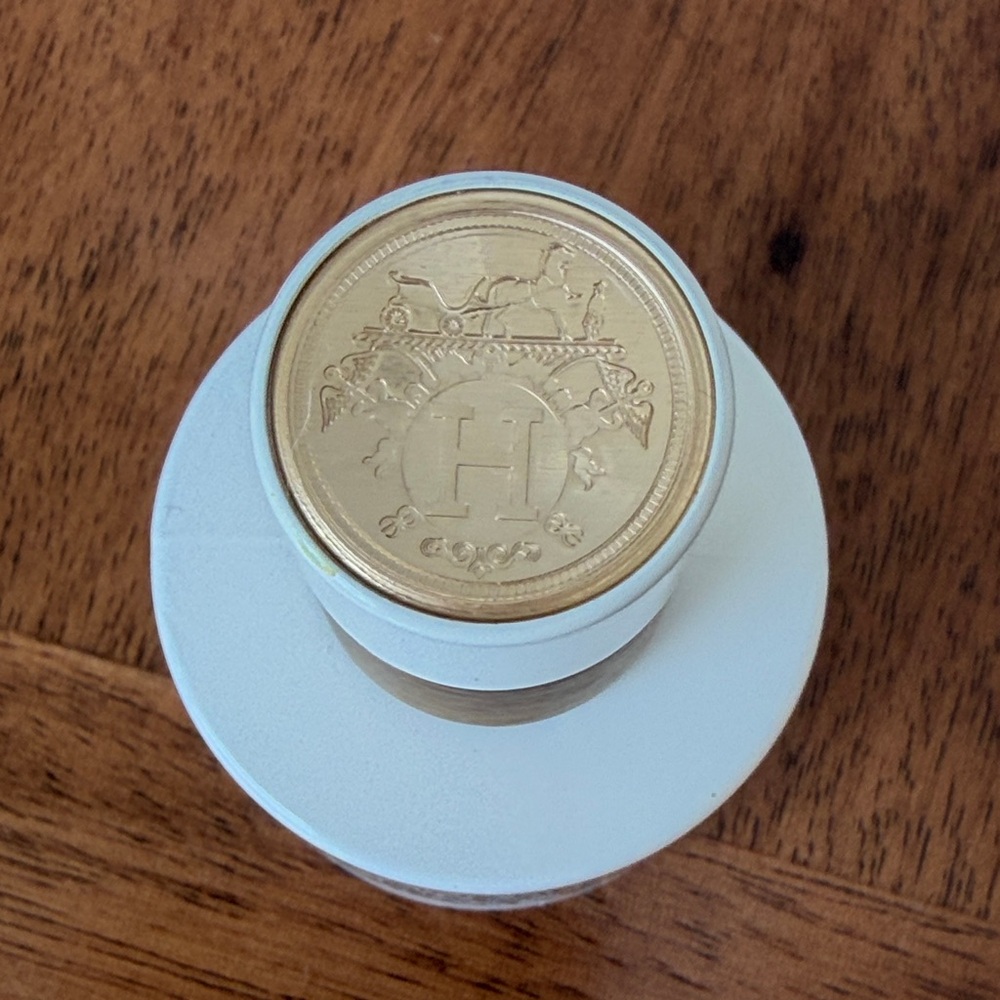 Hermès White and Gold Enamel Base Coat - Picture 3 of 4